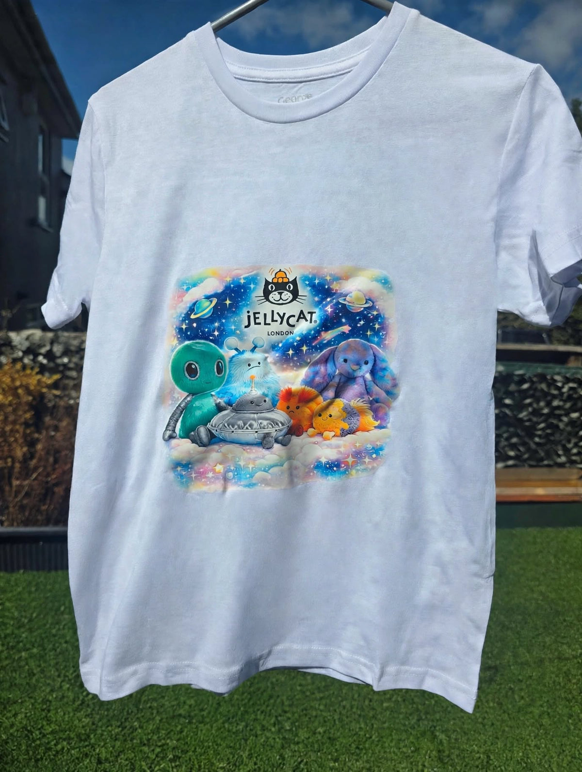 Children's t-shirt with a cute print